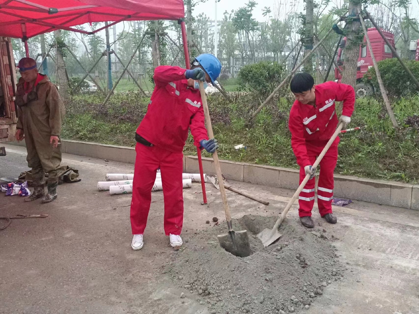 清涧管道疏通哪家好】及时进行市政管道清淤